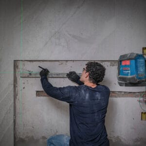 Bosch GLL 12-22 G Nivelador Láser – Precisión y visibilidad profesional en interiores - Imagen 4