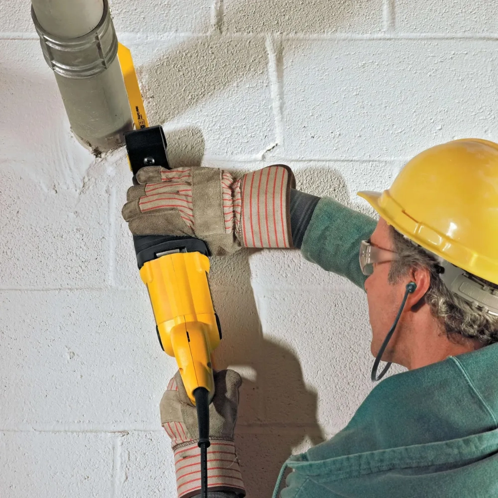 sierra sable dewalt dwe304 1200w 10 amp uso pesado 3 Sierra Sable Dewalt DWE304 1200W 10 Amp Uso Pesado - Imagen 3
