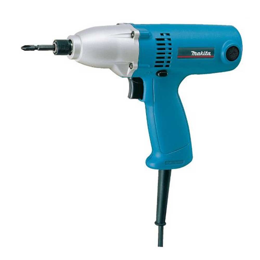 Atornillador impacto Makita 6951 300W con 100Nm, ligero y preciso para armado, instalación y trabajo continuo